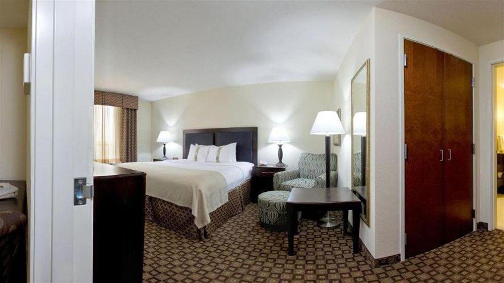 Holiday Inn Quincy By Ihg Exterior foto